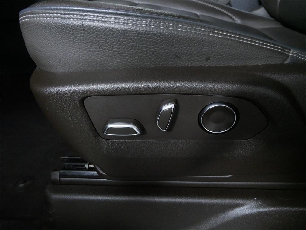 used 2021 GMC Yukon car, priced at $54,500