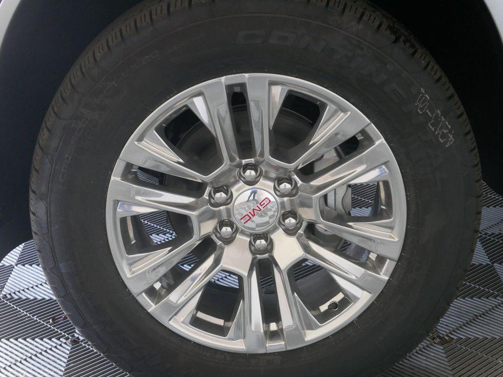 new 2025 GMC Yukon XL car, priced at $84,535