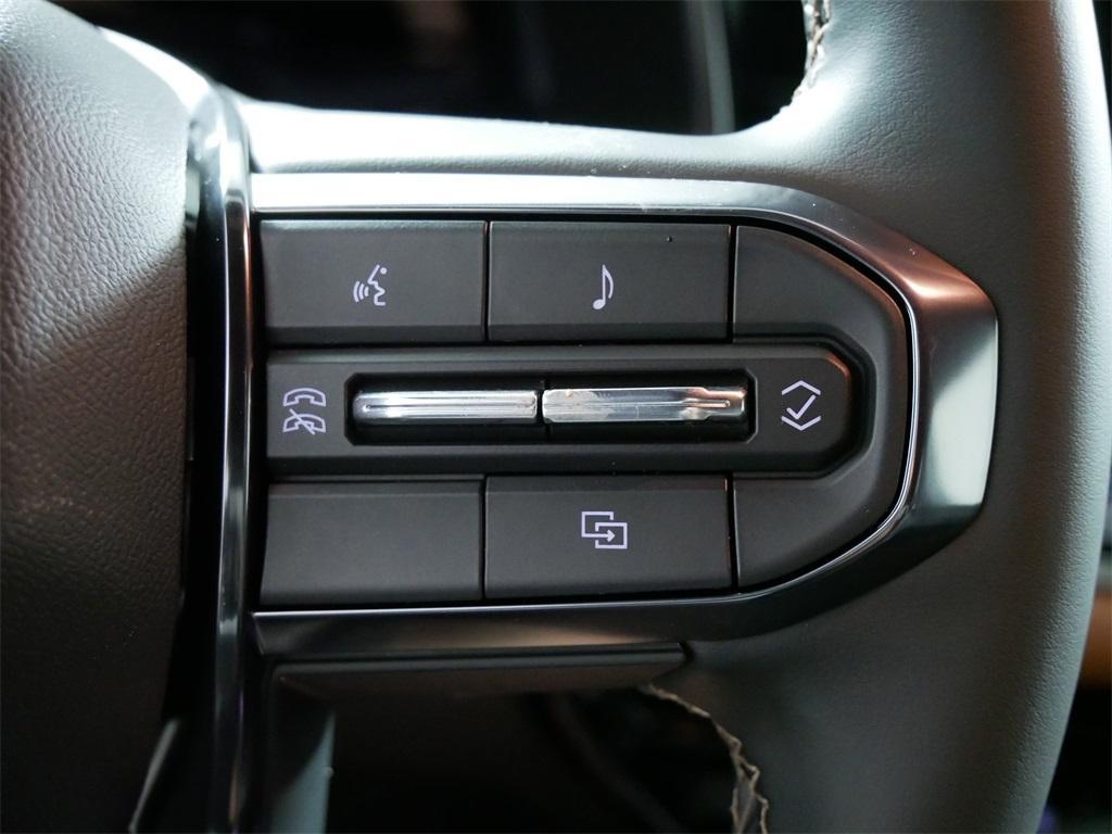 new 2025 GMC Canyon car, priced at $47,040