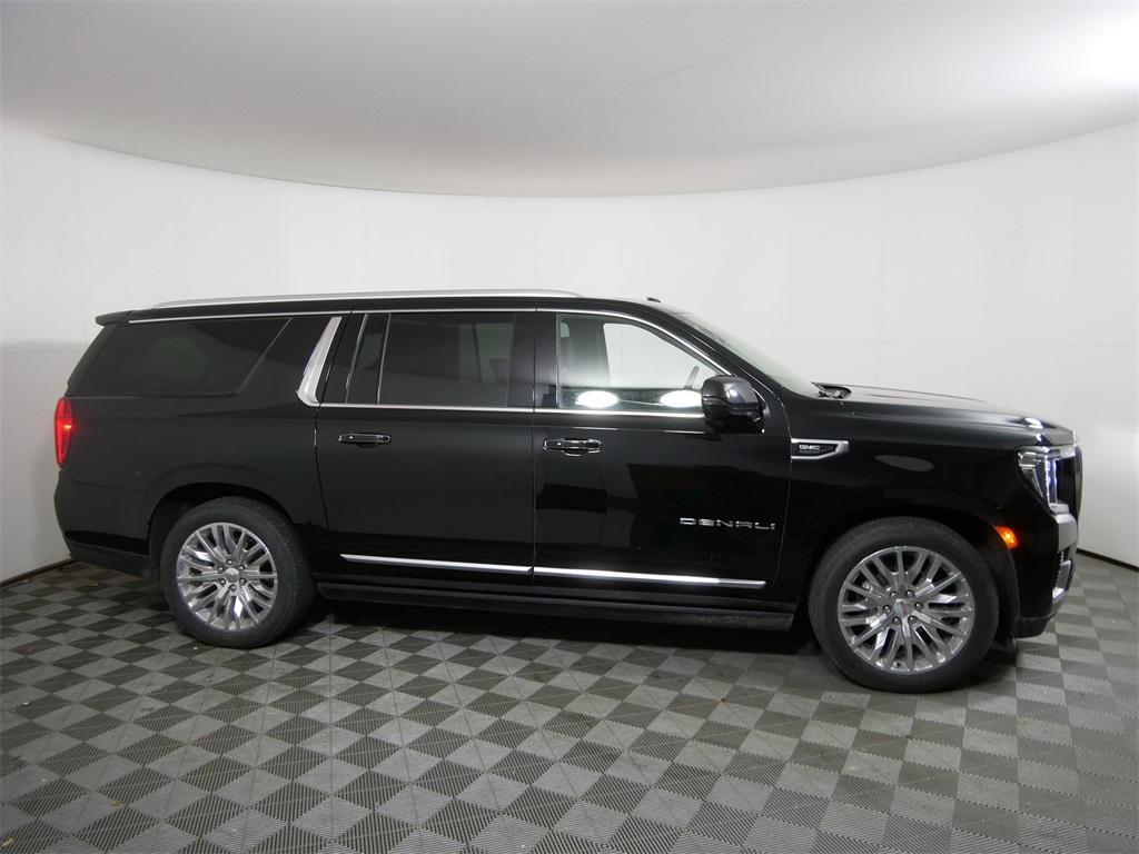 used 2023 GMC Yukon XL car, priced at $72,040