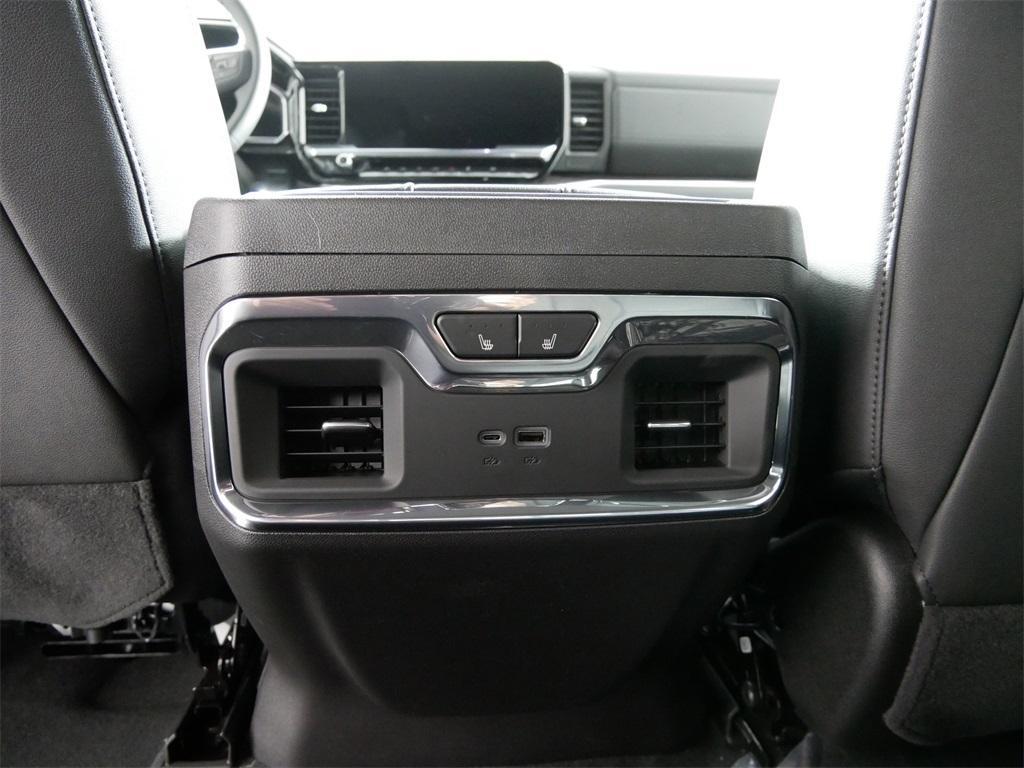 new 2025 GMC Sierra 1500 car, priced at $64,170