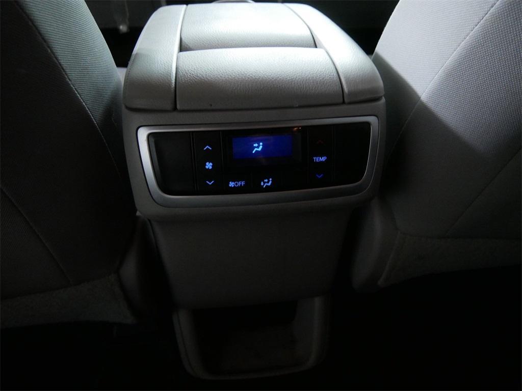used 2017 Toyota Highlander car, priced at $18,500