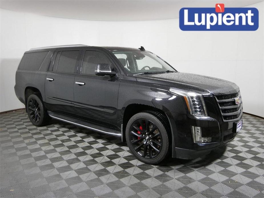 used 2020 Cadillac Escalade ESV car, priced at $45,955