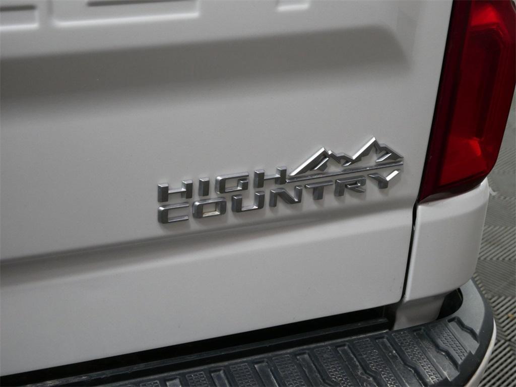 used 2022 Chevrolet Silverado 1500 Limited car, priced at $43,381