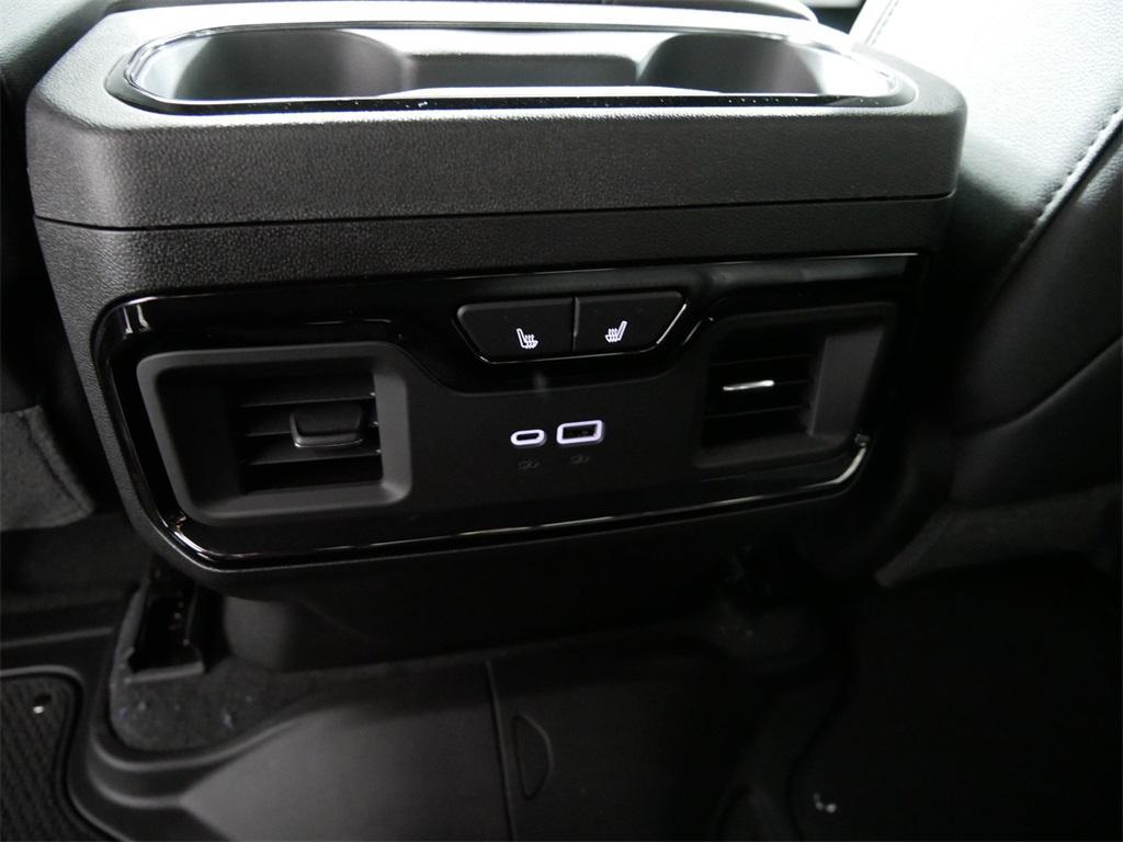 new 2025 GMC Sierra 3500 car, priced at $85,710