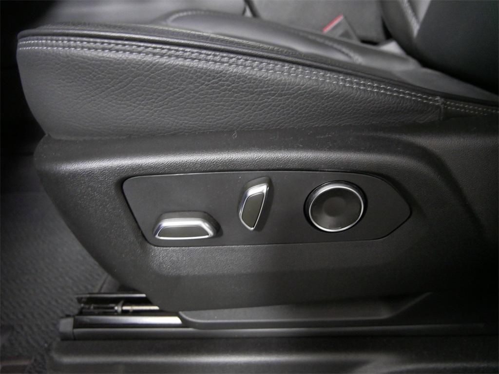 used 2023 GMC Yukon XL car, priced at $68,500