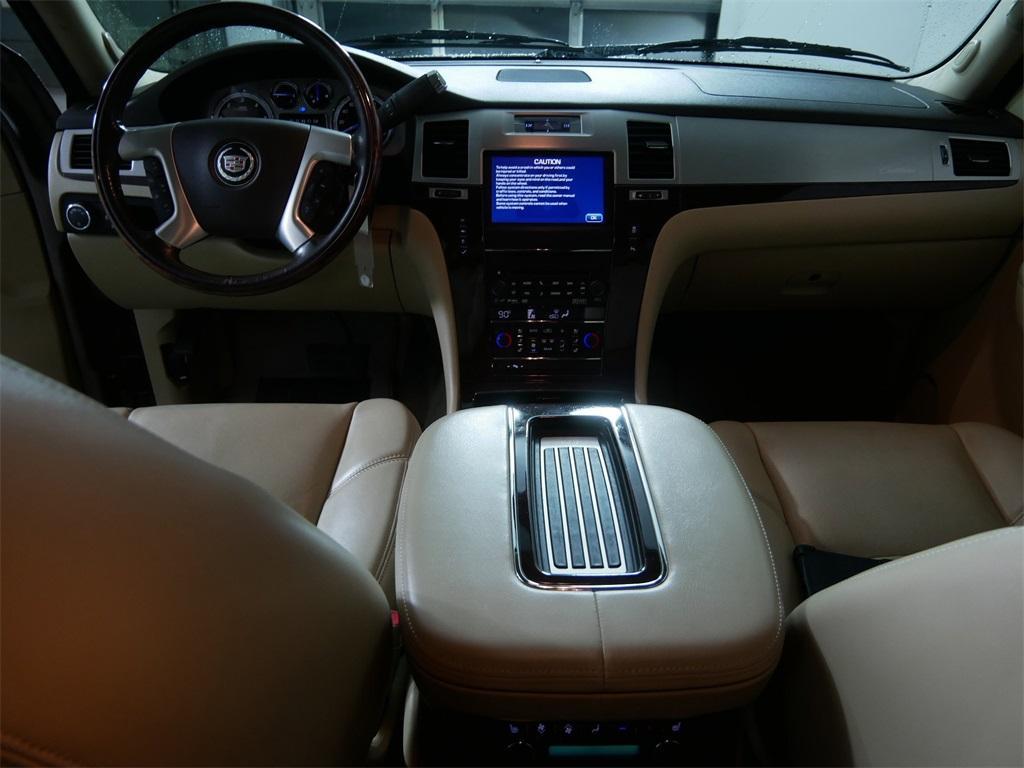 used 2013 Cadillac Escalade car, priced at $17,500