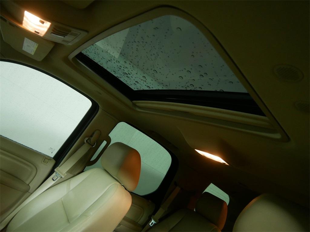 used 2013 Cadillac Escalade car, priced at $17,500