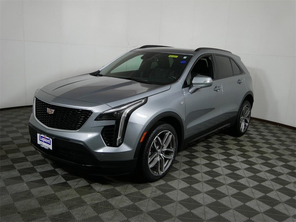 used 2023 Cadillac XT4 car, priced at $33,000