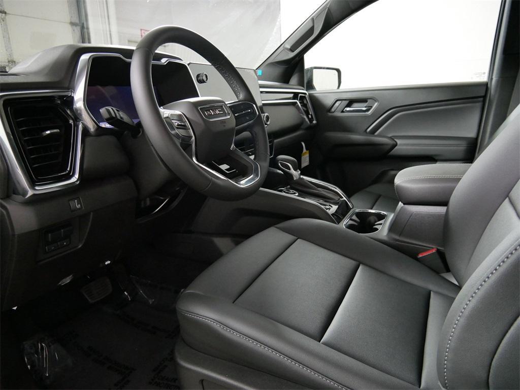 new 2025 GMC Canyon car, priced at $47,195