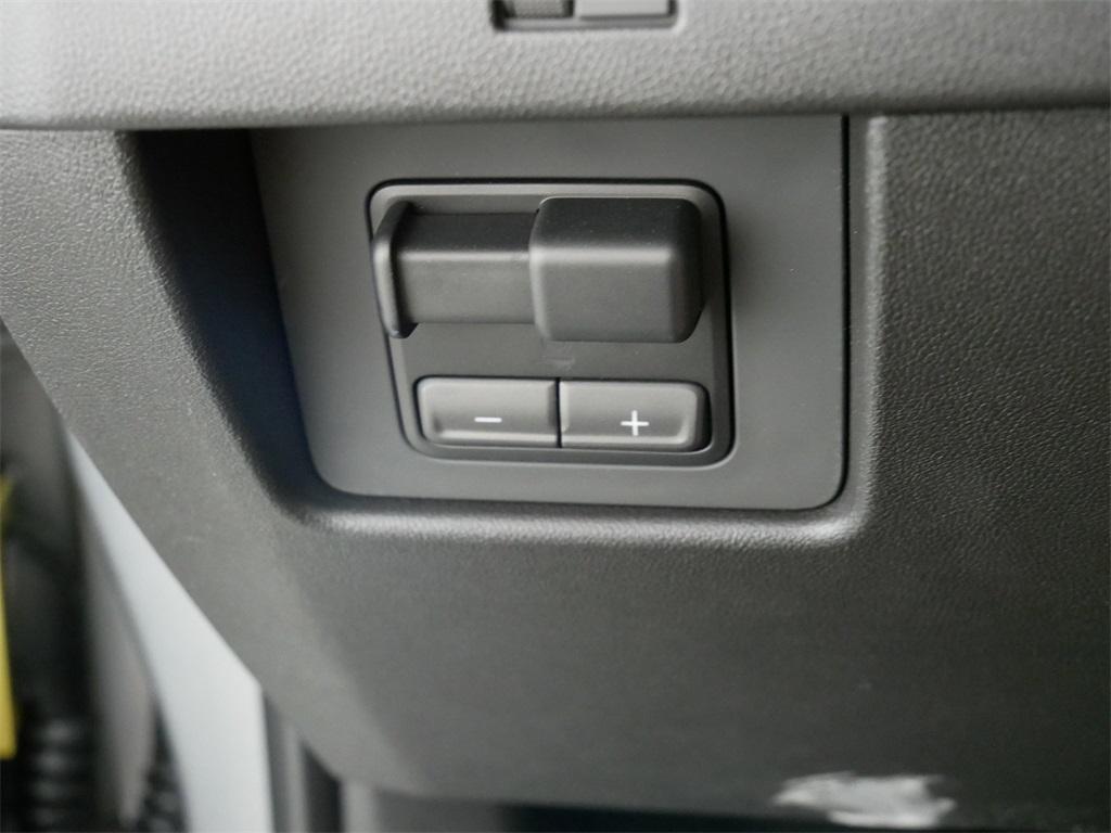 new 2025 GMC Canyon car, priced at $47,195