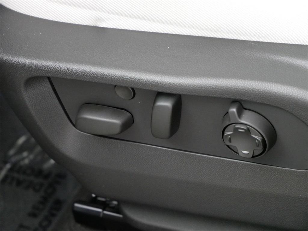 new 2025 Buick Envision car, priced at $45,490