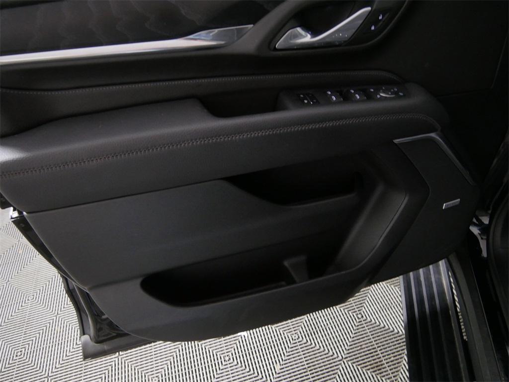 used 2024 GMC Yukon XL car, priced at $77,500