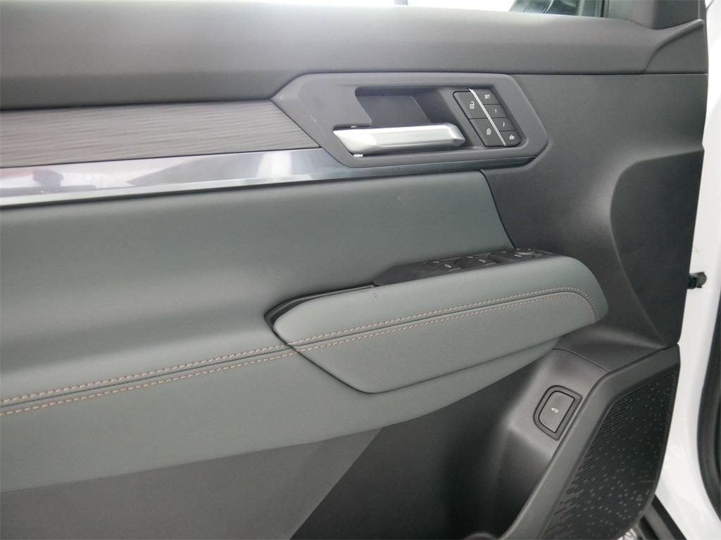 new 2026 GMC Terrain car, priced at $43,780