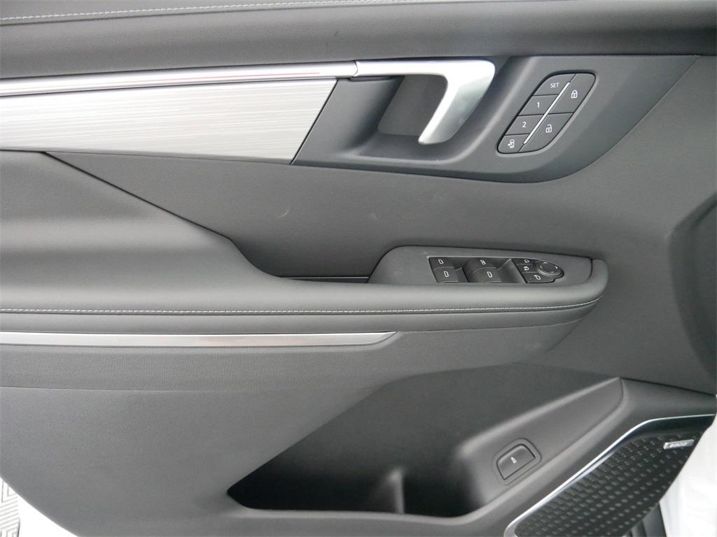 new 2026 Buick Enclave car, priced at $50,660