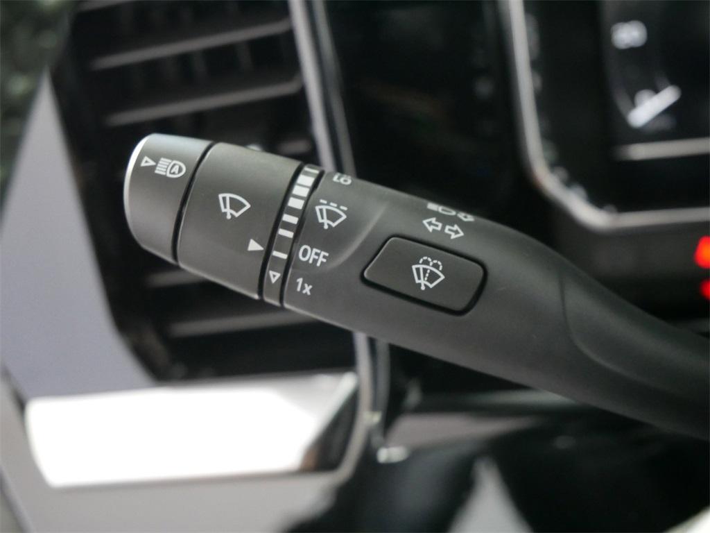 new 2025 GMC Sierra 1500 car, priced at $60,020