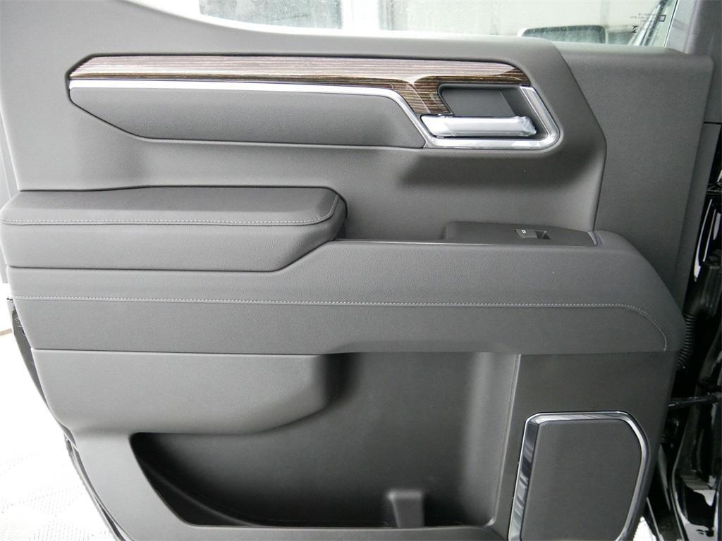 new 2025 GMC Sierra 1500 car, priced at $62,370