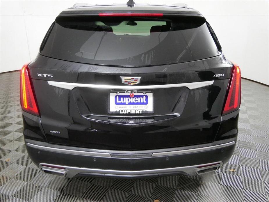 used 2022 Cadillac XT5 car, priced at $31,578