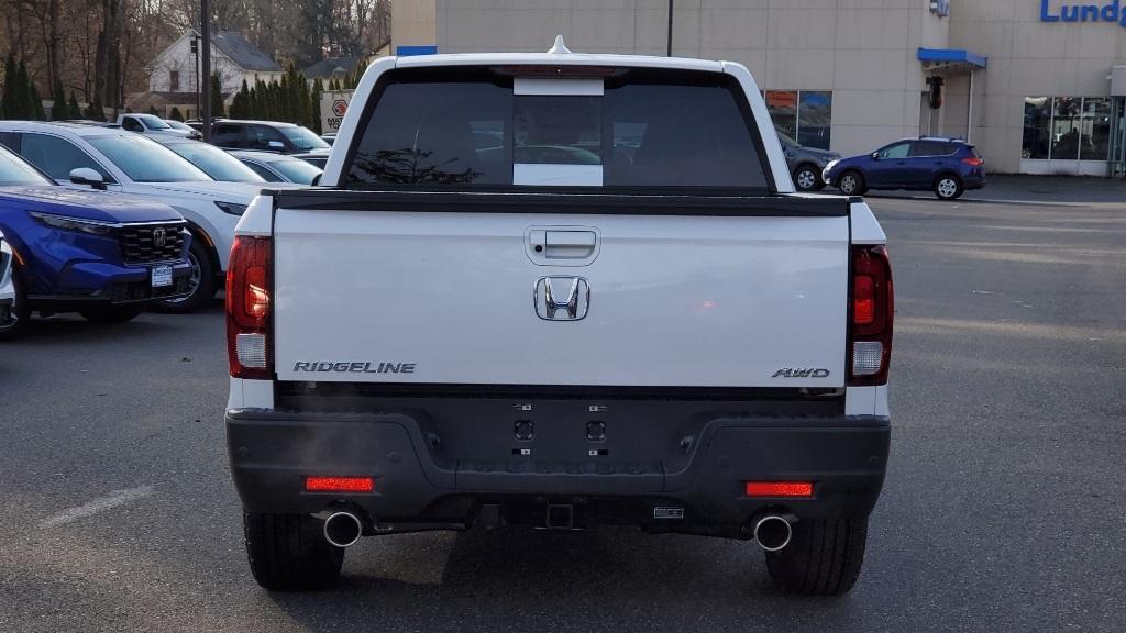 new 2024 Honda Ridgeline car, priced at $44,430