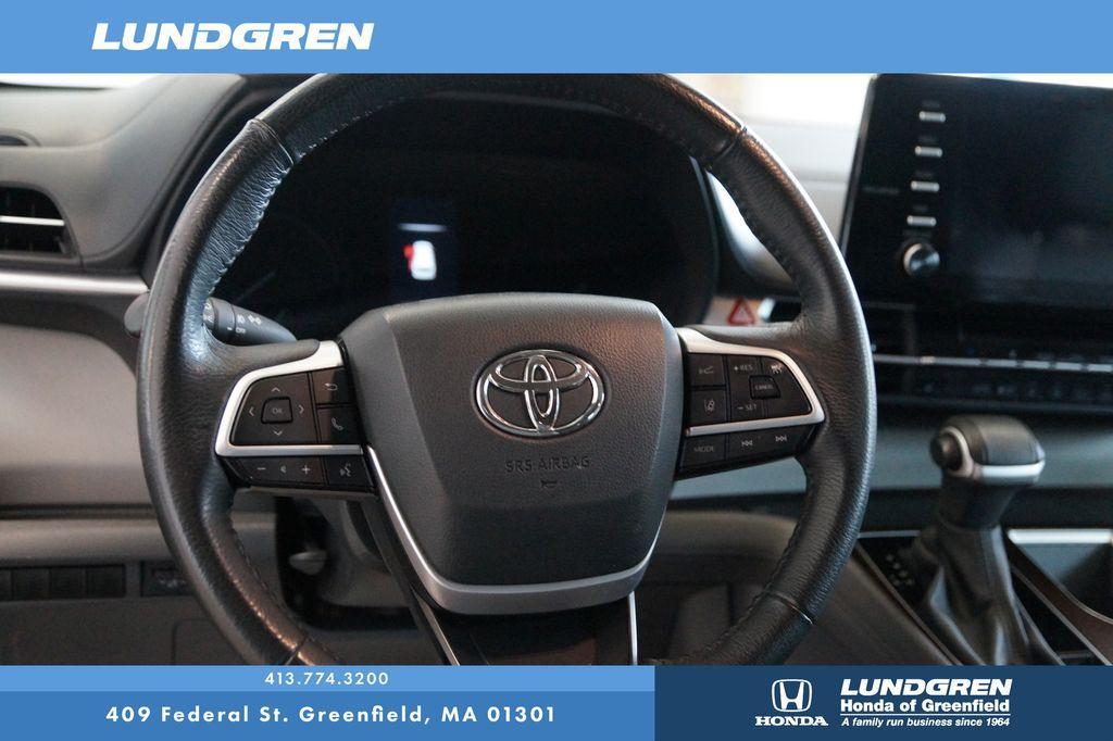 used 2023 Toyota Sienna car, priced at $42,354