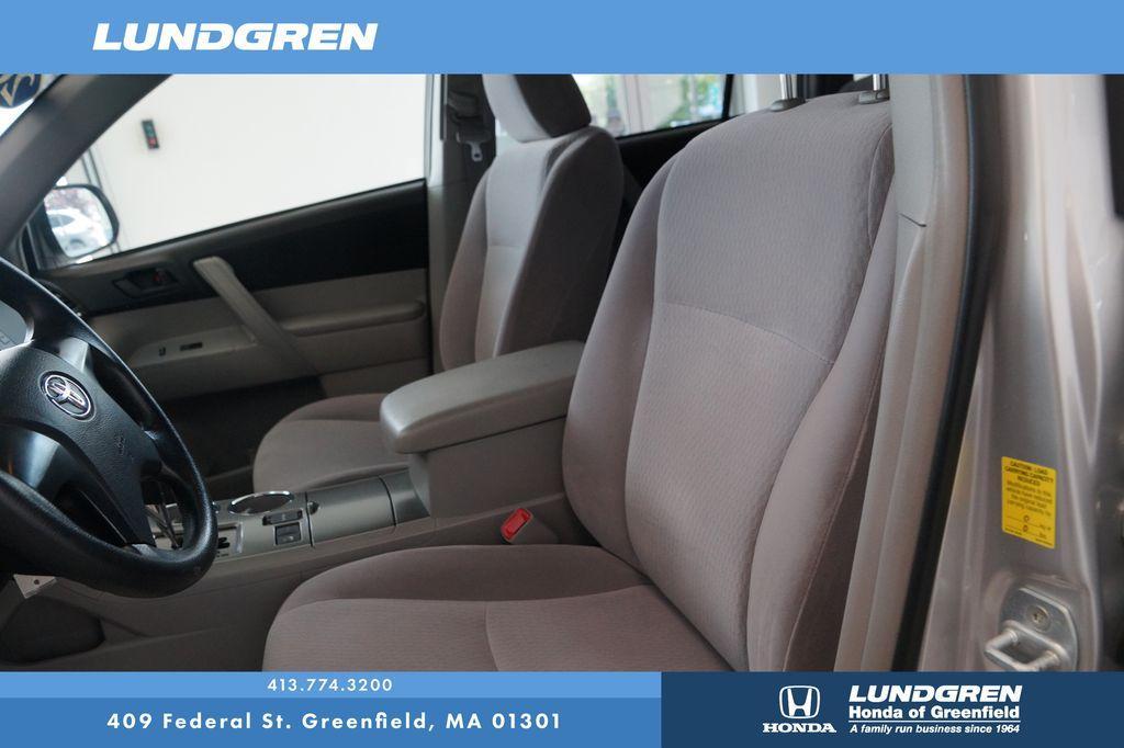 used 2010 Toyota Highlander car, priced at $9,867