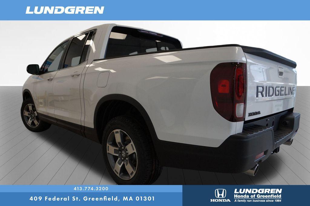 new 2025 Honda Ridgeline car, priced at $45,385