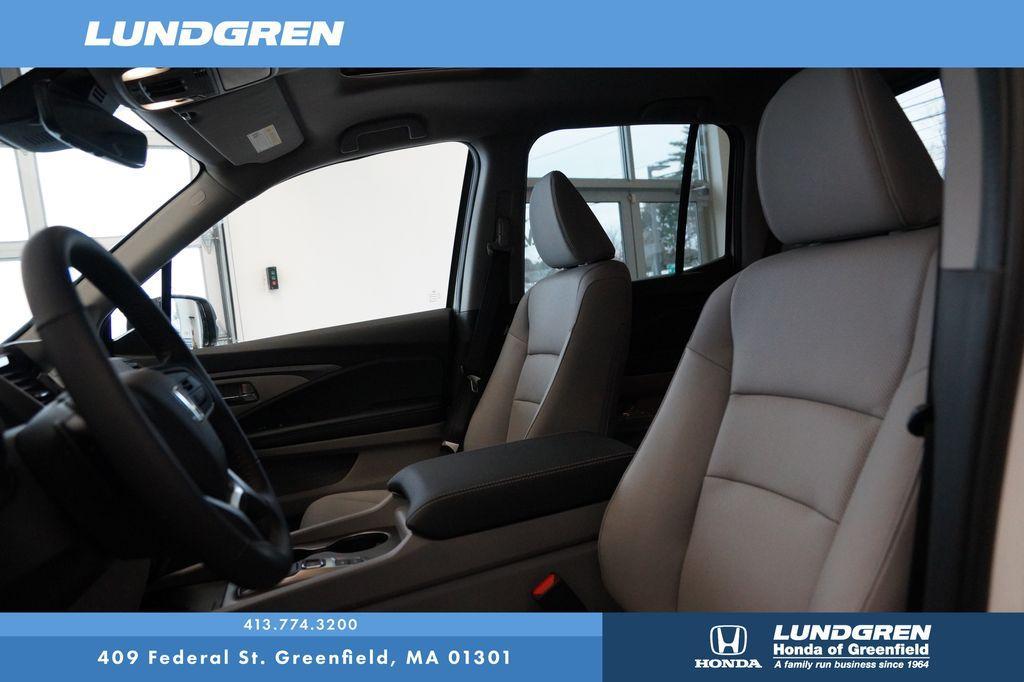 new 2025 Honda Ridgeline car, priced at $45,385