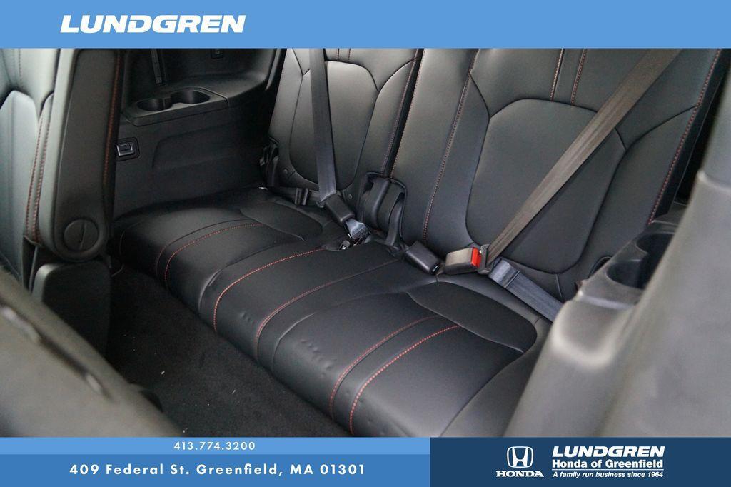 new 2025 Honda Pilot car, priced at $50,895