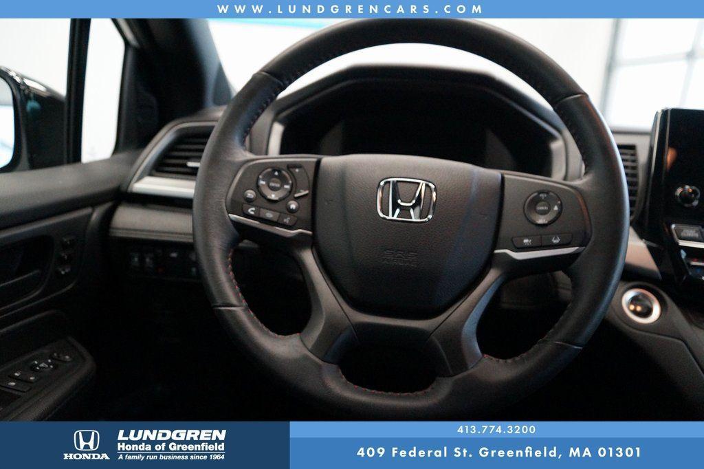 used 2023 Honda Odyssey car, priced at $35,581