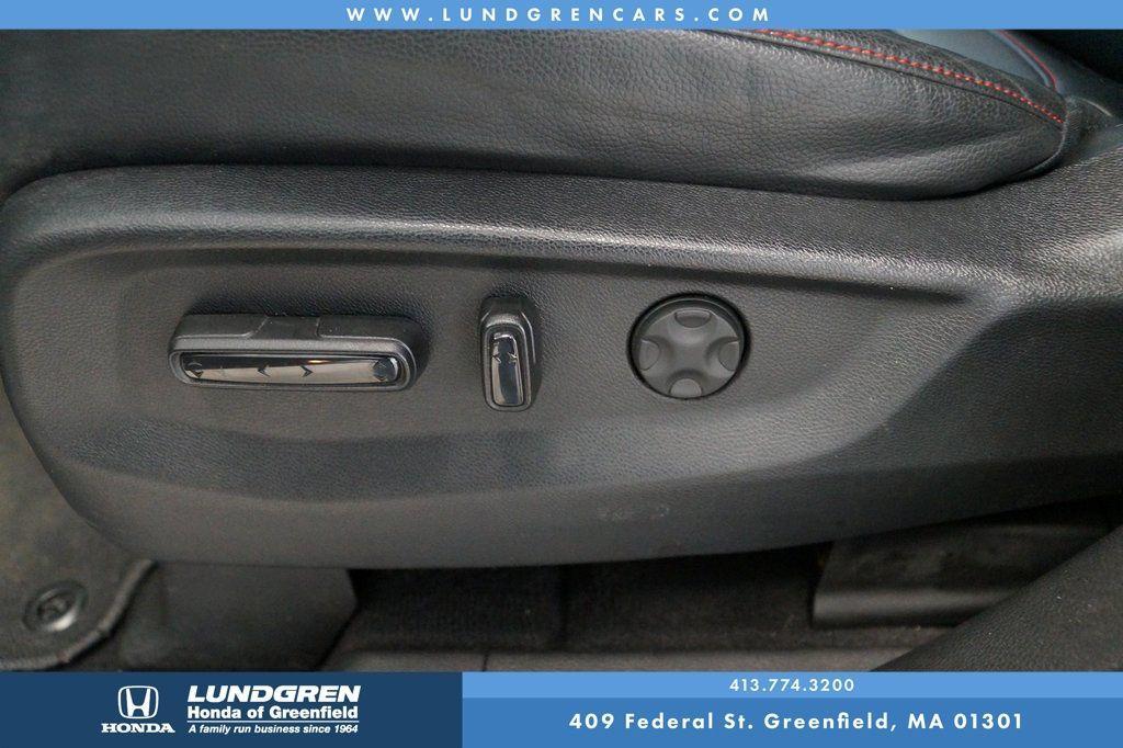 used 2023 Honda Odyssey car, priced at $35,581