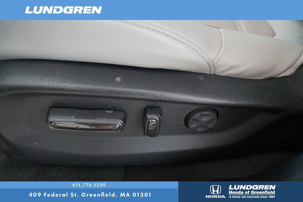 used 2022 Honda CR-V car, priced at $31,409