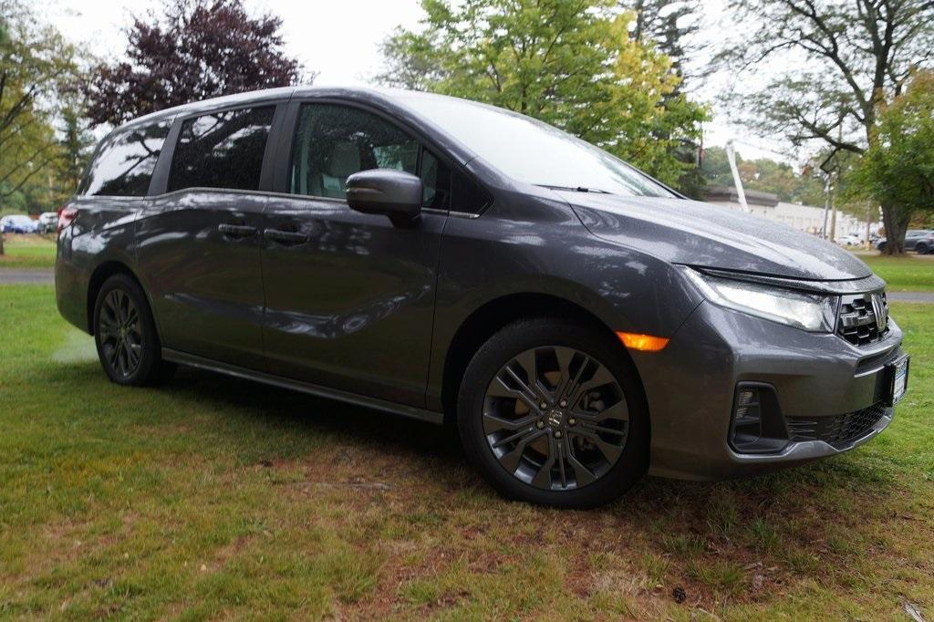 new 2025 Honda Odyssey car