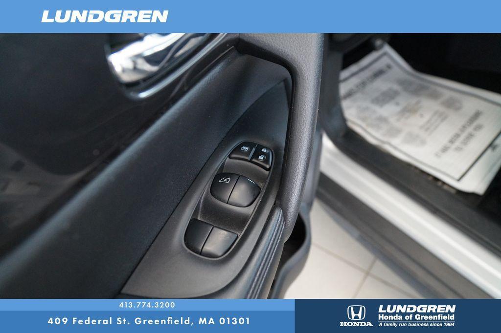 used 2018 Nissan Rogue car, priced at $13,584