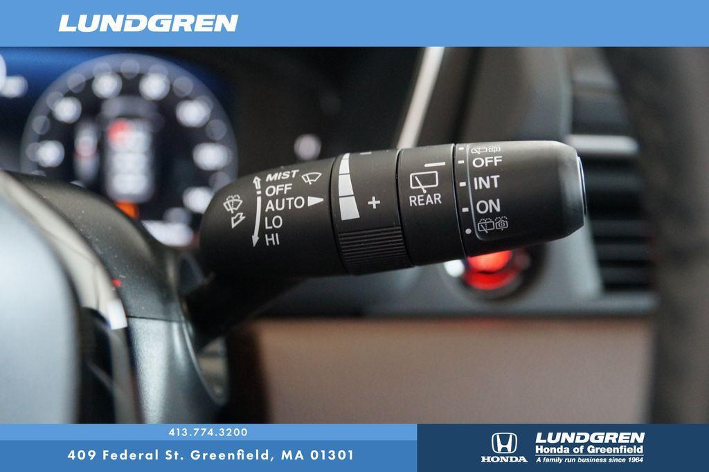 used 2024 Honda Pilot car, priced at $49,865