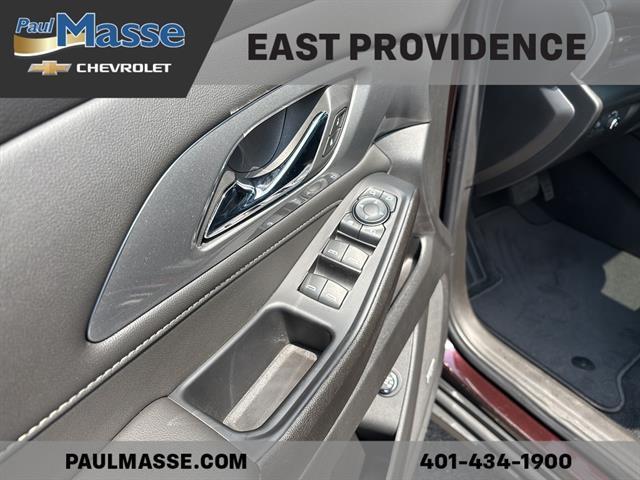 used 2023 Chevrolet Traverse car, priced at $38,988