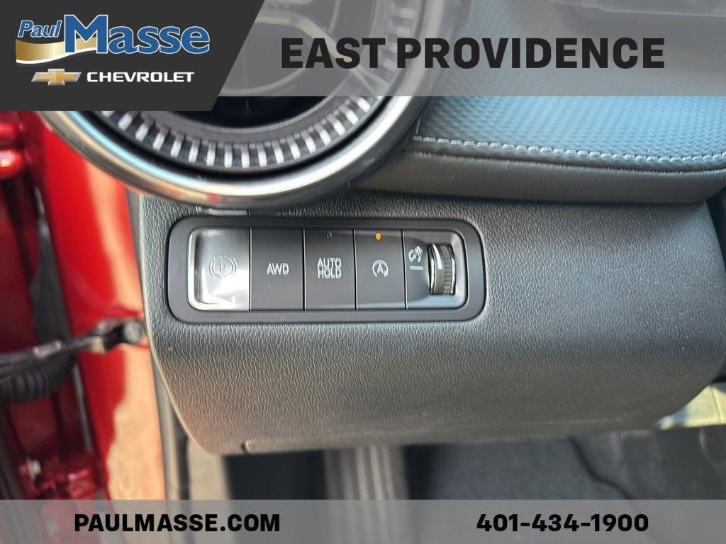 used 2025 Chevrolet Equinox car, priced at $29,988