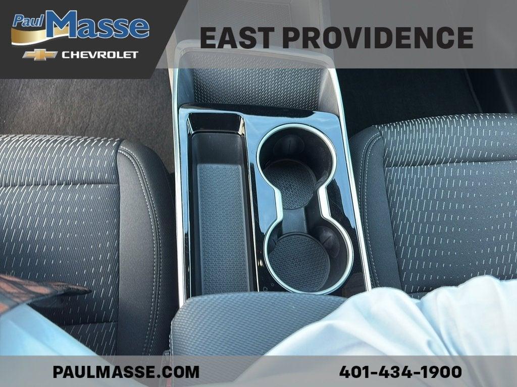 used 2025 Chevrolet Equinox car, priced at $29,988
