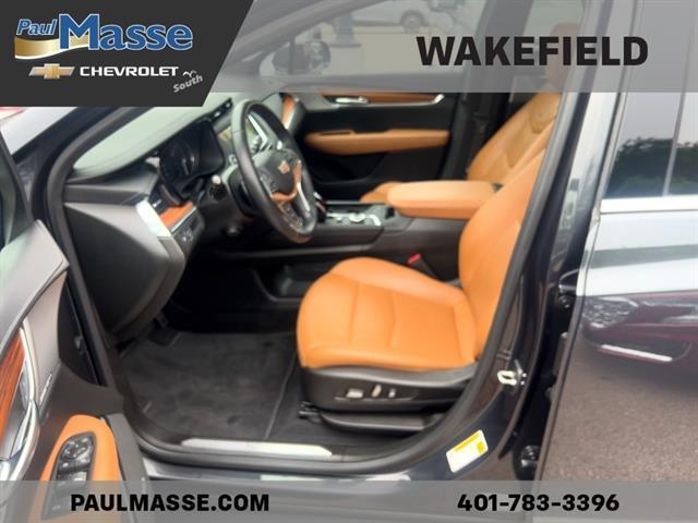 used 2022 Cadillac XT5 car, priced at $27,988