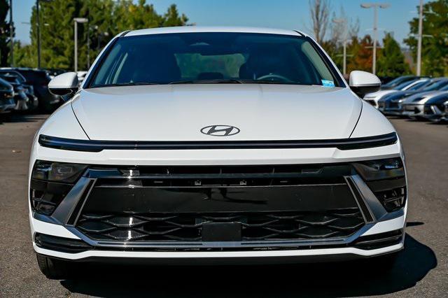 new 2024 Hyundai Sonata Hybrid car, priced at $30,961