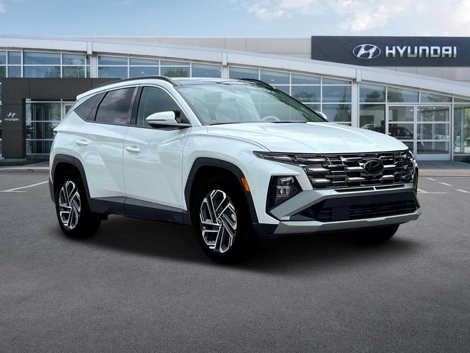 new 2025 Hyundai Tucson Hybrid car, priced at $42,634