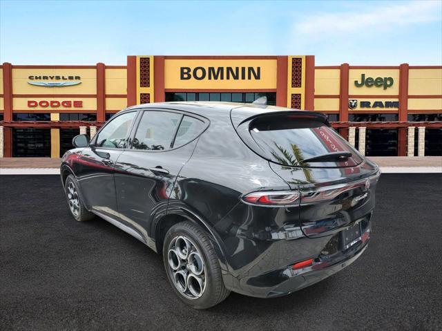 new 2025 Alfa Romeo Tonale car, priced at $34,741