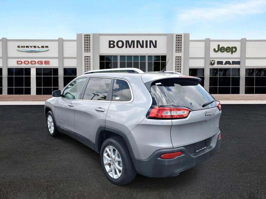 used 2018 Jeep Cherokee car, priced at $7,990