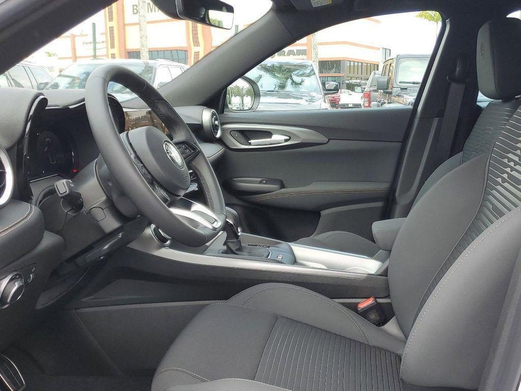 new 2025 Alfa Romeo Tonale car, priced at $41,225