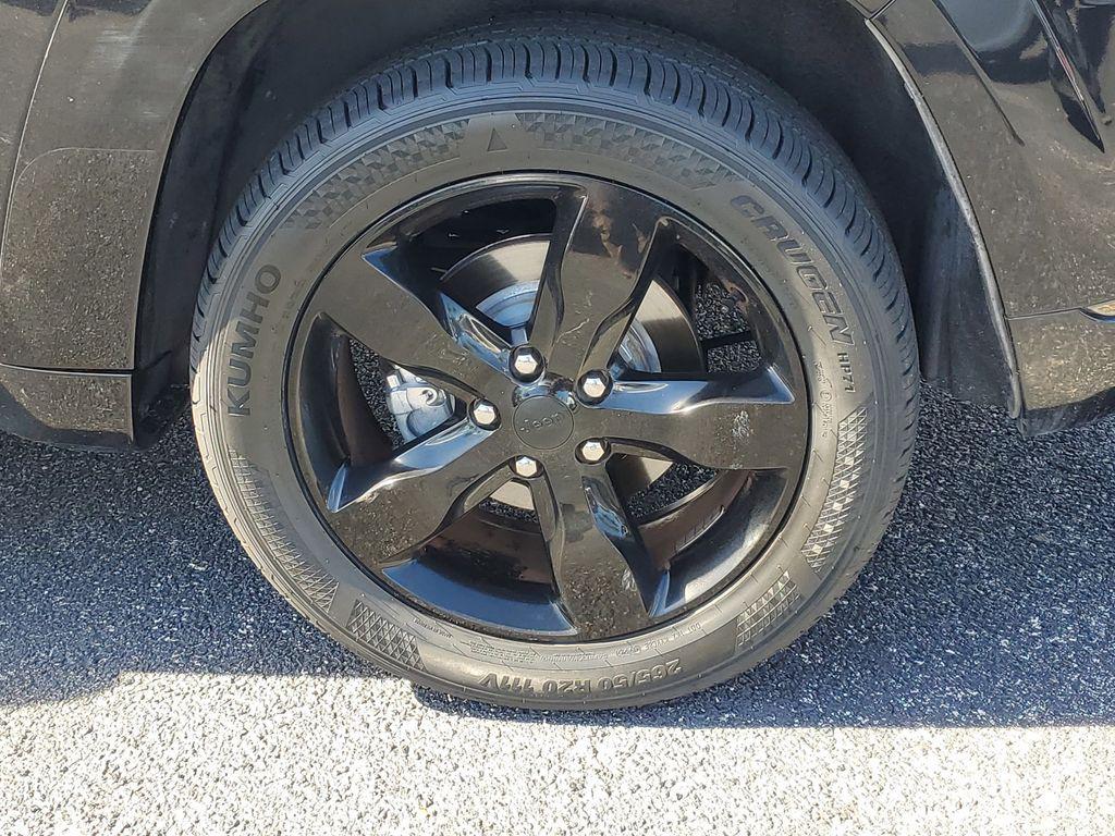 used 2015 Jeep Grand Cherokee car, priced at $9,990