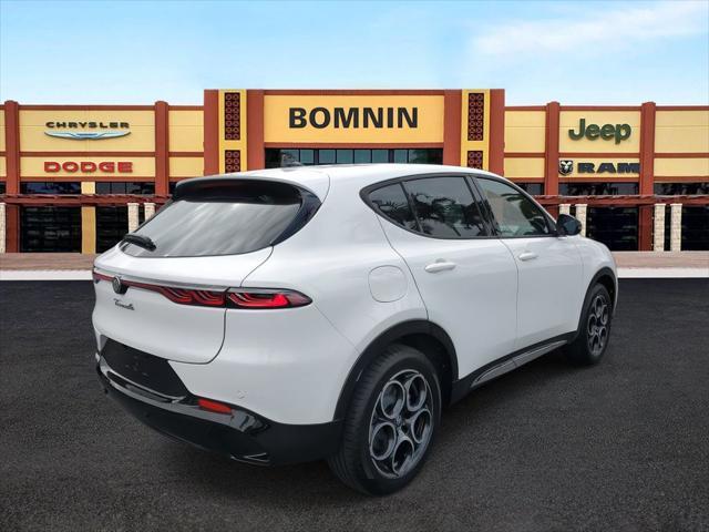 new 2025 Alfa Romeo Tonale car, priced at $39,530
