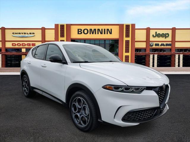 new 2025 Alfa Romeo Tonale car, priced at $39,530