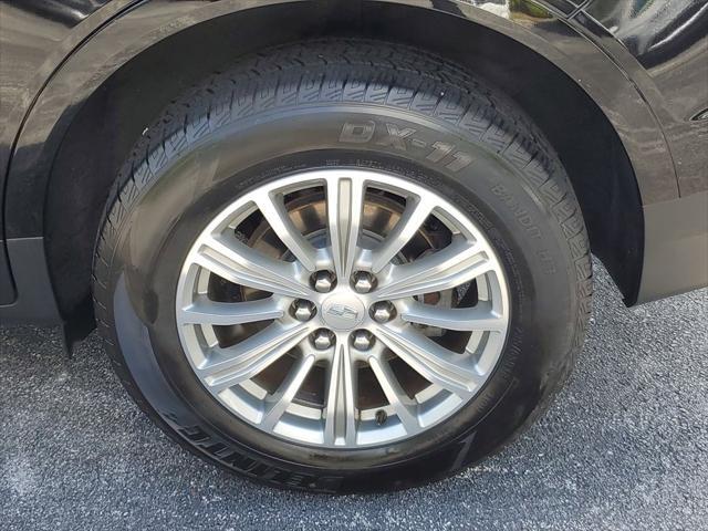 used 2019 Cadillac XT5 car, priced at $13,990