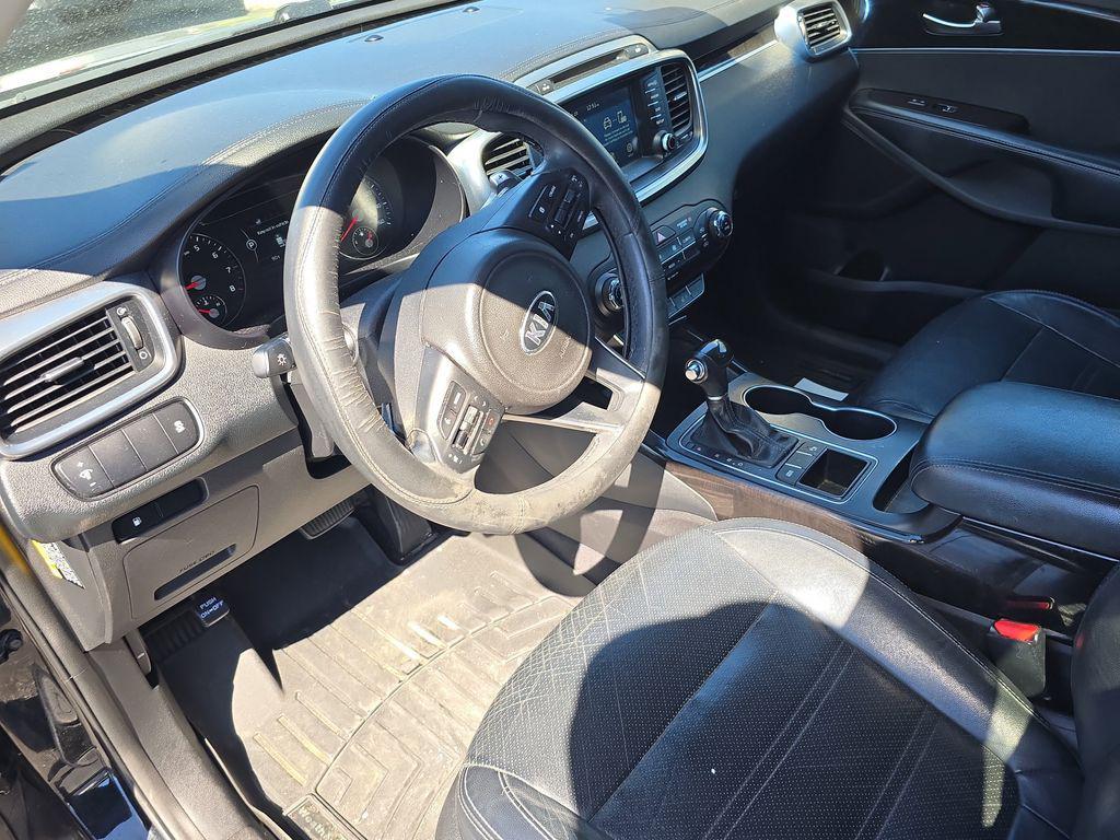 used 2017 Kia Sorento car, priced at $9,990