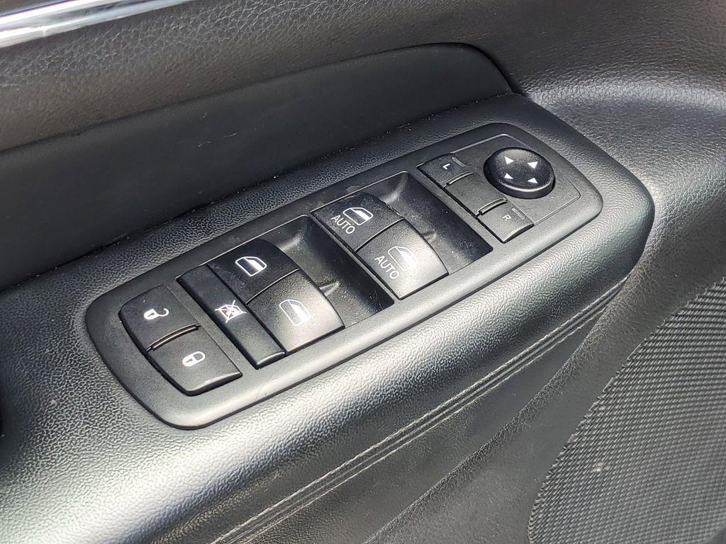 used 2019 Jeep Grand Cherokee car, priced at $14,490