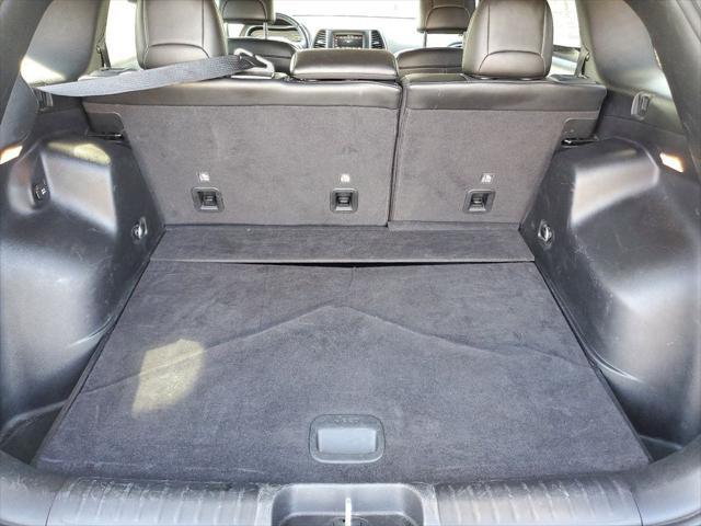 used 2021 Jeep Cherokee car, priced at $15,490